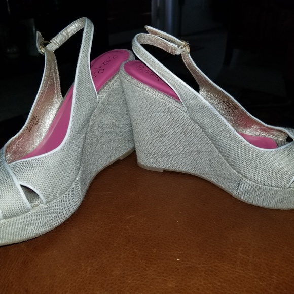 Lilly Pulitzer linen wedge heels - Picture 4 of 5